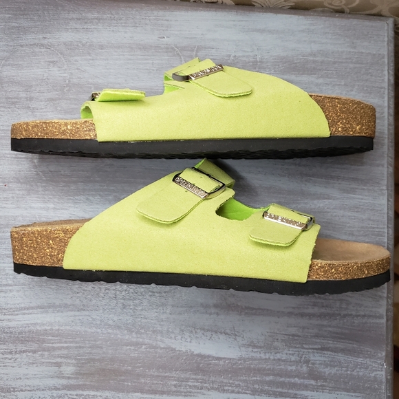 Birkenstock Lime Green Footbed Sandals. Women's size 8 or Men's size 6. (Sd206) - Picture 9 of 13